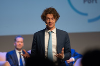 Kristoff Van Rattinghe Kristoff Van Rattinghe