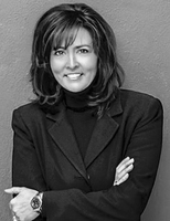 Janeé Harteau Janeé Harteau