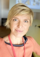 Nina Buecker Nina Buecker