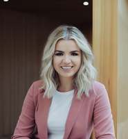Ana Lokotkova Ana Lokotkova