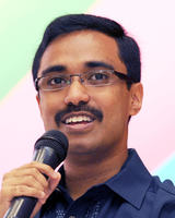Aaron Maniam Aaron Maniam